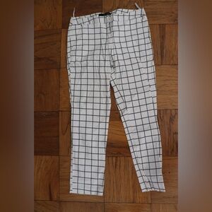 WHITE AND BLACK PANTS